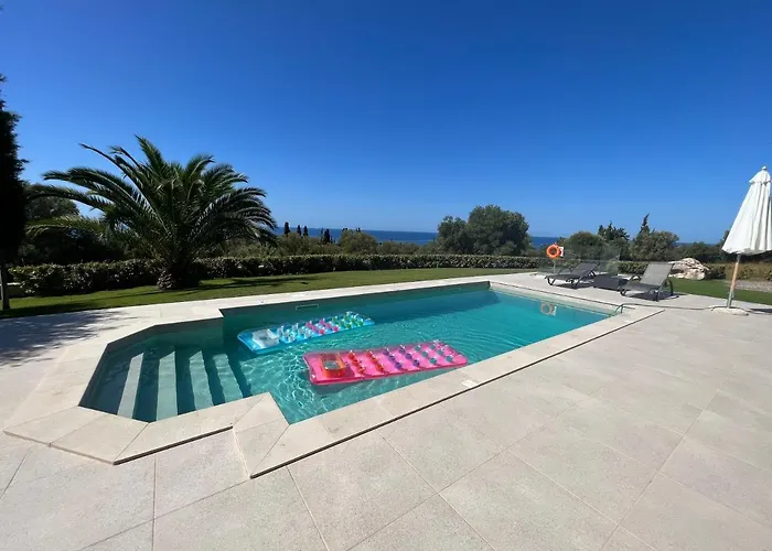Villa Avithos Blue *