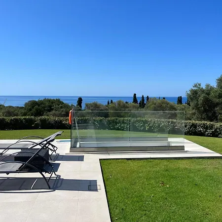 Avithos Blue וילה סבורונטה